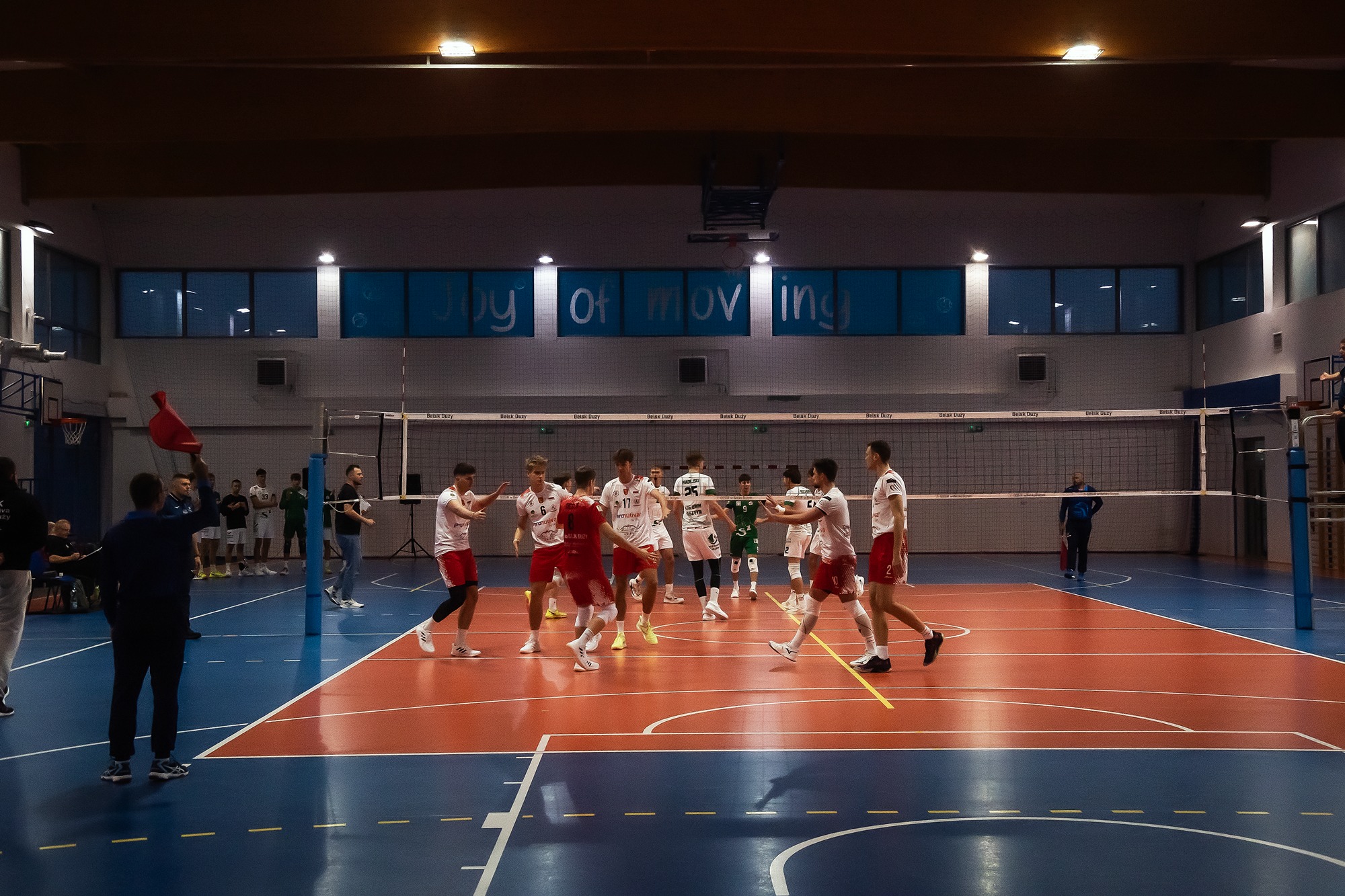 Mecz na hali sportowej